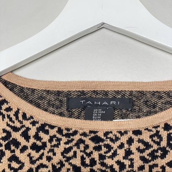 TAHARI | Leopard Print Sweater | M - Picture 4 of 6